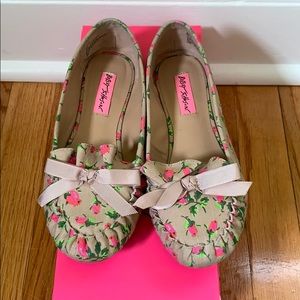 Floral Moccasin